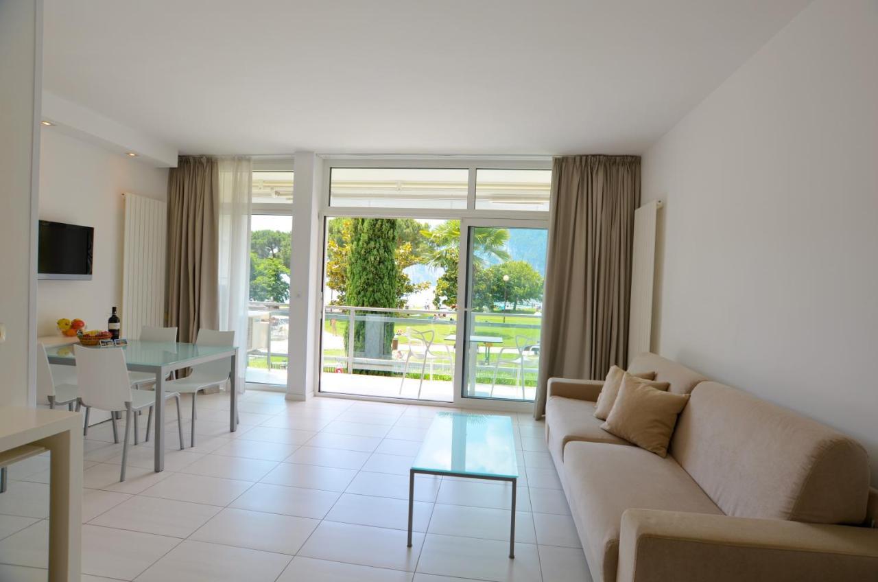 Club Nautico - Phoenix Studio Lake View Riva del Garda Exterior photo